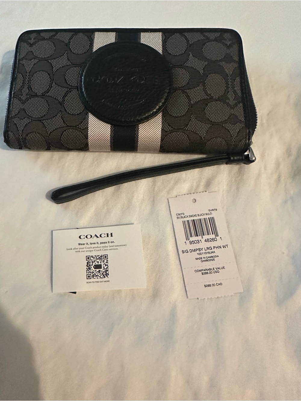 Coach Black & White Signature Wristlet Wallet - Picture 7 of 8